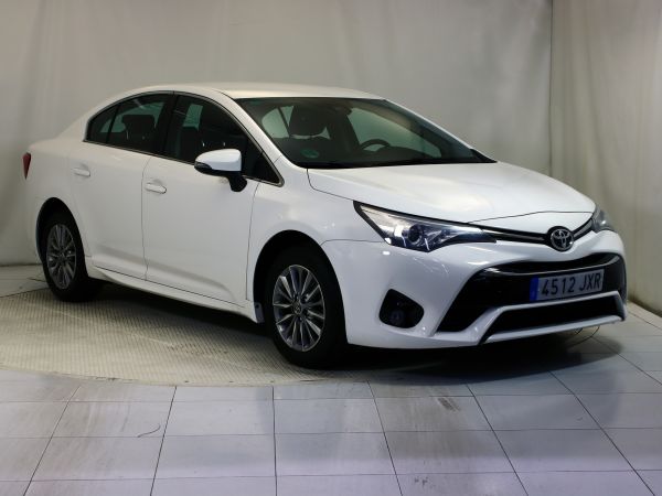 Toyota Avensis 1.6 115D BUSINESS