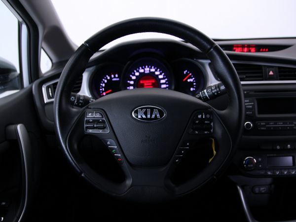 Kia  1.6 CRDi VGT Drive