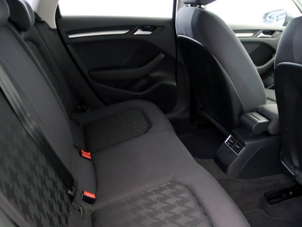 Audi A3 Sportback 1.6 TDI 105 S tron Attraction