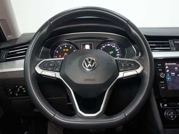 Volkswagen Passat Executive 1.5 TSI 110 kW (150 CV)