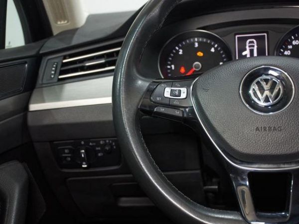 Volkswagen Passat Edition 1.6 TDI 88 kW (120 CV)