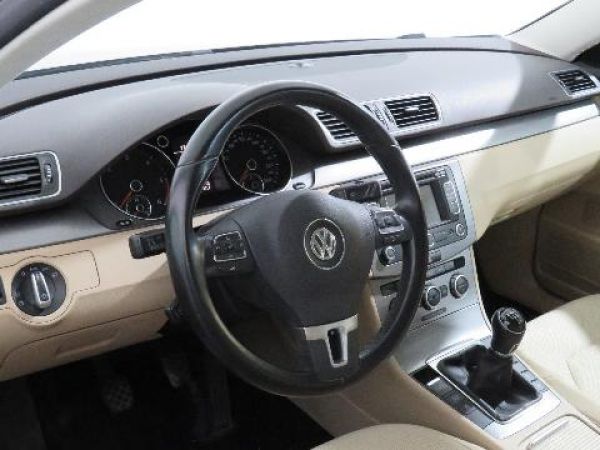 Volkswagen Passat Variant 2.0 TDI 140 Advance BMotion Tech