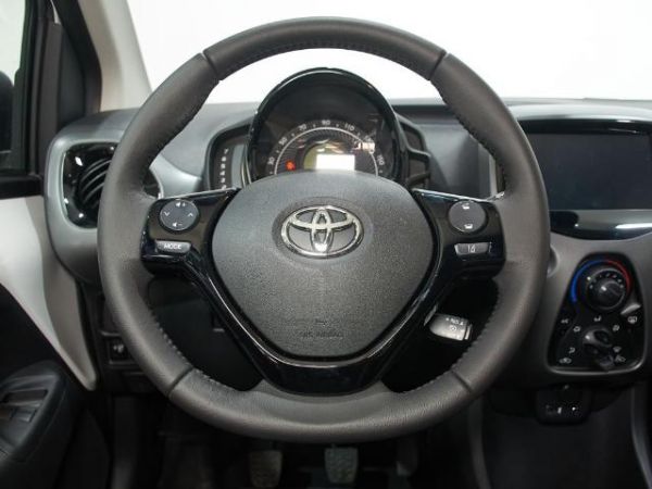 Toyota Aygo 1.0 70 x-cite JBL