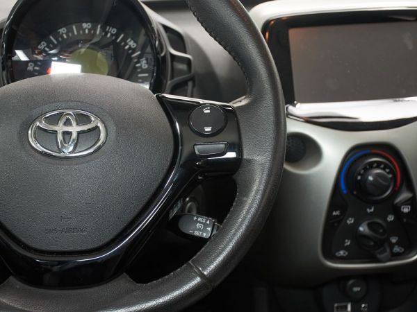 Toyota Aygo 1.0 VVT-i x-play