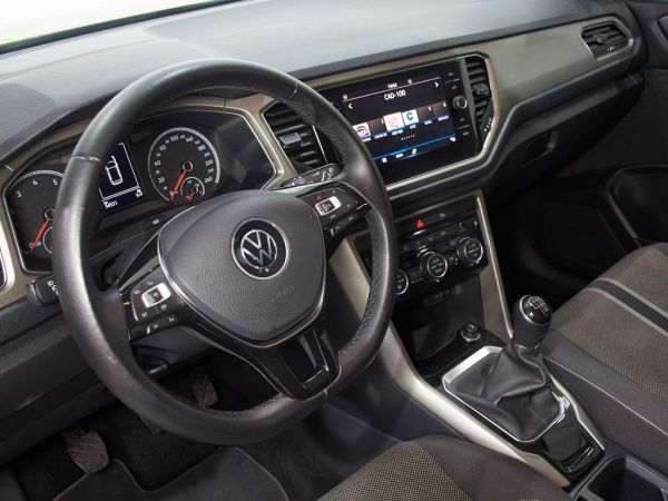 Volkswagen T-Roc Advance 1.0 TSI 81 kW (110 CV)