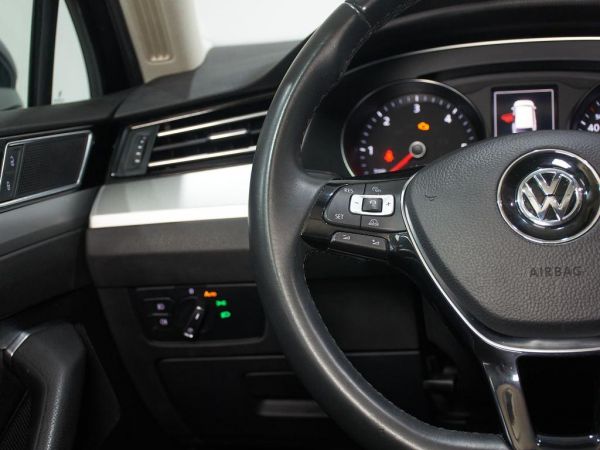 Volkswagen Passat Variant Advance 2.0 TDI 110 kW (150 CV) DSG