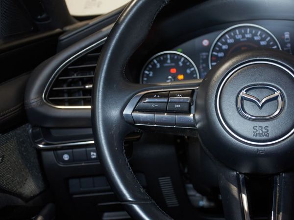 Mazda 3 2.0 e-Skyactiv-G Evolution 90kW