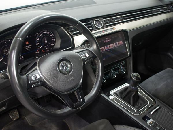 Volkswagen Passat Sport 2.0 TDI 110 kW (150 CV)