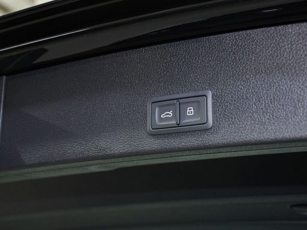Audi Q2 Advanced 30 TFSI 81 kW (110 CV)