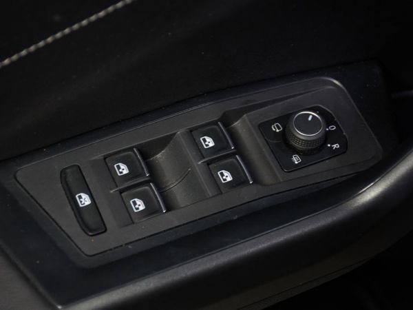 Volkswagen T-Roc R-Line 1.5 TSI 110 kW (150 CV) DSG