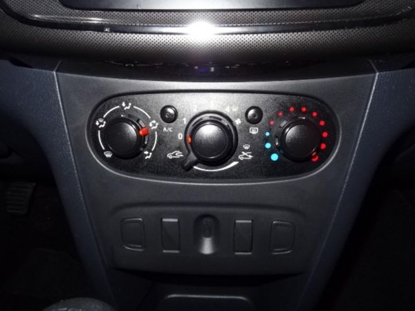 Dacia Sandero dCi 90 Stepway 66 kW (90 CV)