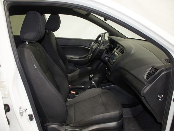 Hyundai i20 1.0 TGDI Tecno LE 100