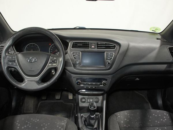 Hyundai i20 1.0 TGDI Tecno LE 100
