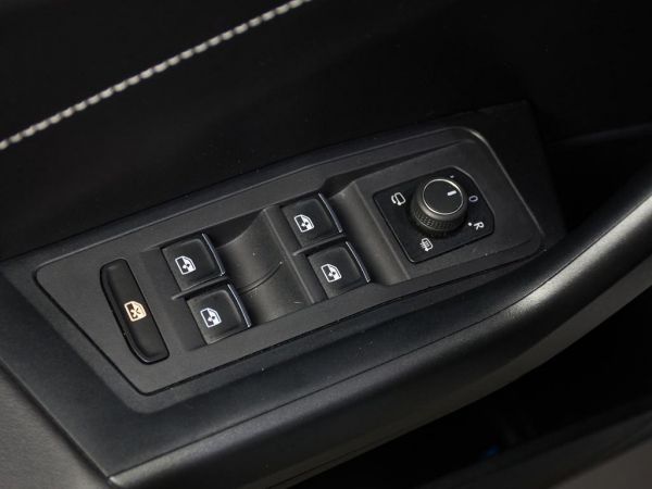 Volkswagen T-Roc R-Line 1.5 TSI 110 kW (150 CV) DSG