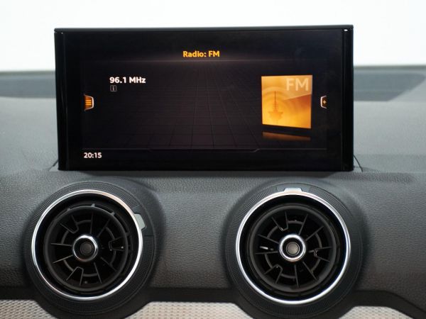 Audi Q2 Advanced 30 TFSI 81 kW (110 CV)