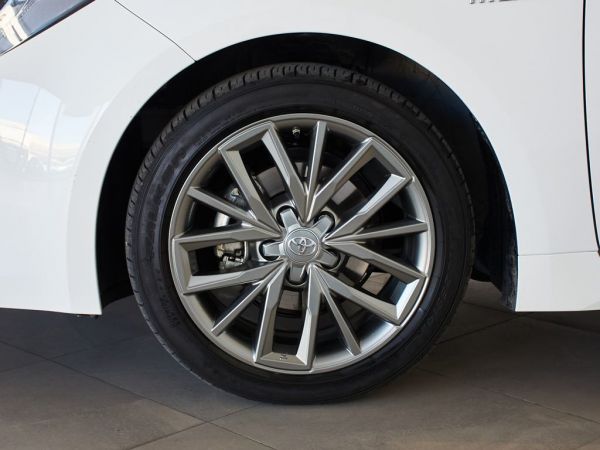 Toyota Corolla 125H Feel!