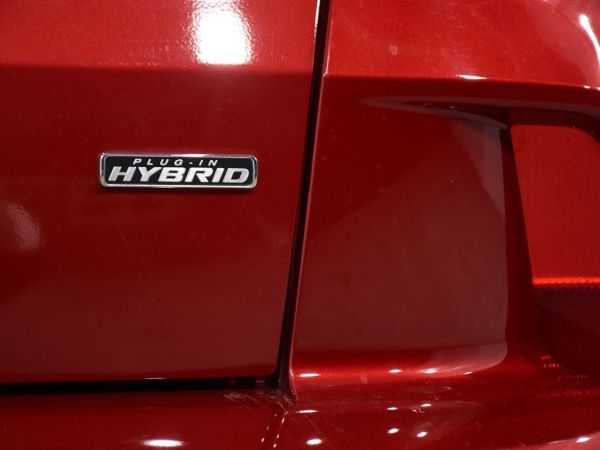 Ford Kuga 2.5 Duratec PHEV ST-Line X 4x2