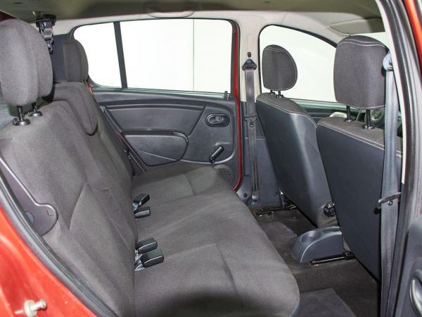 Dacia Sandero dCi 90 Stepway 65 kW (90 CV)