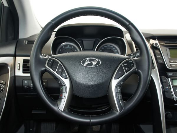 Hyundai i30 1.6 GDI BlueDrive Tecno