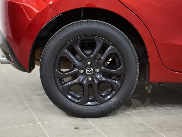 Mazda 2 1.5 Skyactiv-g Black Tech Edition 66kW