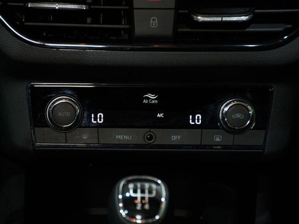 Skoda Kamiq 1.0 TSI Ambition 70 kW (95 CV)