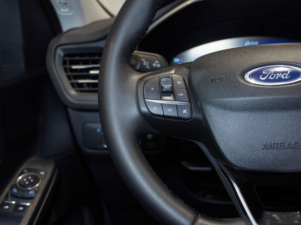 Ford Kuga 1.5 EcoBoost Titanium FWD 120