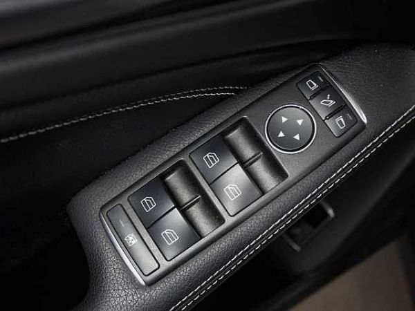 Mercedes Benz Clase GLA 180