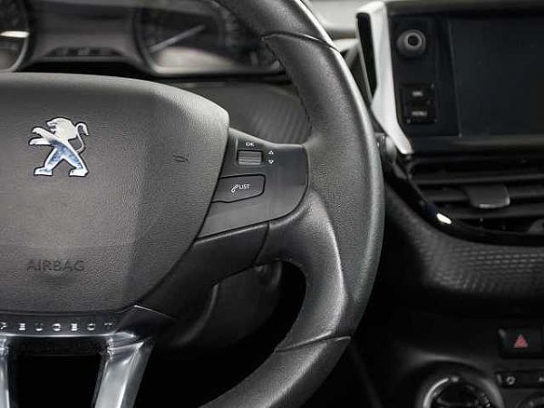 Peugeot 2008 1.5 BlueHDI S&S Style 100