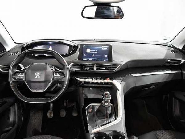 Peugeot 5008 1.2 PureTech S&S Active 130