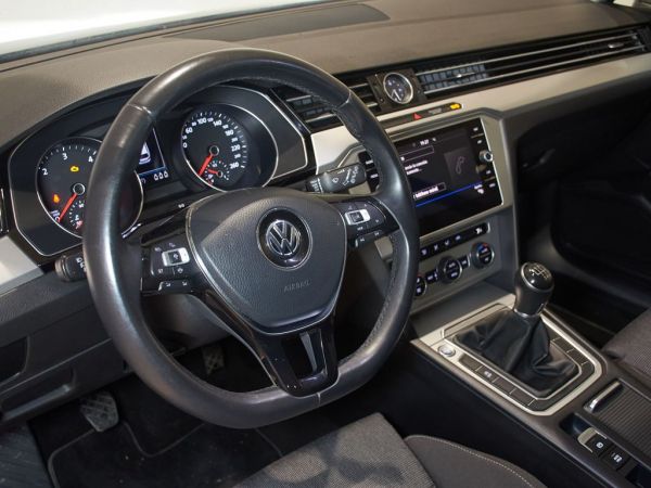 Volkswagen Passat Variant 2.0TDI Advance 110kW