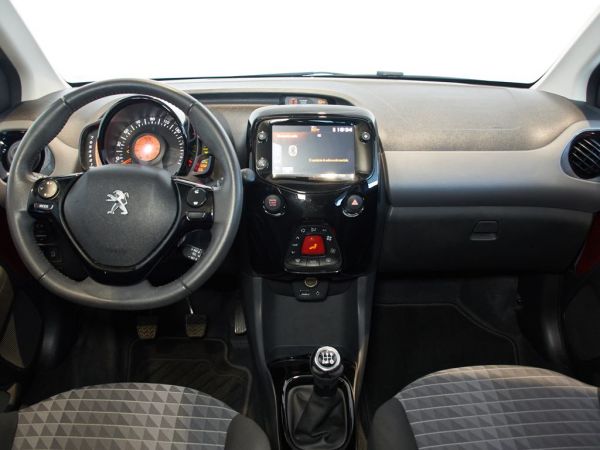 Peugeot 108 1.0 VTi S&S Allure 72