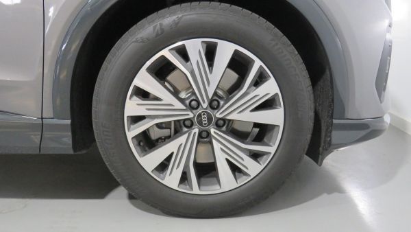 Audi Q4 e-tron 40 e-tron 150 kW (204 CV)