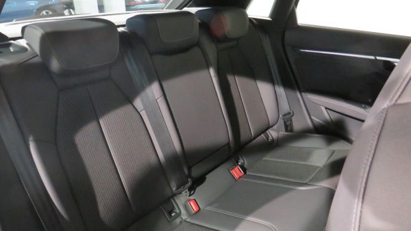 Audi A3 Advanced 35 TFSI 110 kW (150 CV)