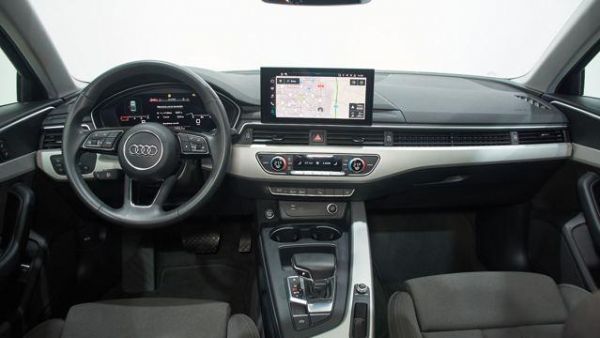 Audi A4 S line 35 TFSI 110 kW (150 CV) S tronic