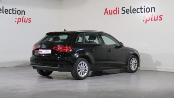 Audi A3 Sportback Attracted 1.6 TDI clean diesel 81 kW (110 CV)