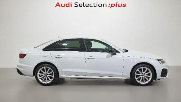Audi A4 S line 35 TDI 120 kW (163 CV) S tronic