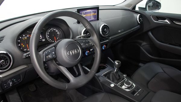 Audi A3 Sportback 30 TFSI design 85 kW (116 CV)