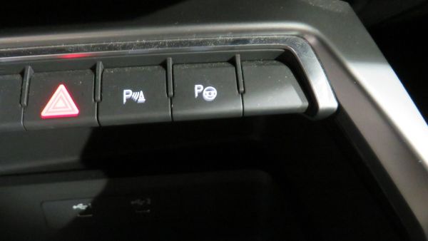 Audi A3 Sportback Advanced 30 TDI 85 kW (116 CV)