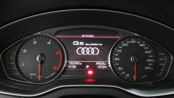 Audi Q5 design 2.0 TDI quattro 140 kW (190 CV) S tronic
