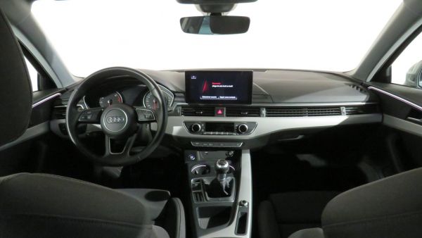 Audi A4 S line 35 TFSI 110 kW (150 CV)