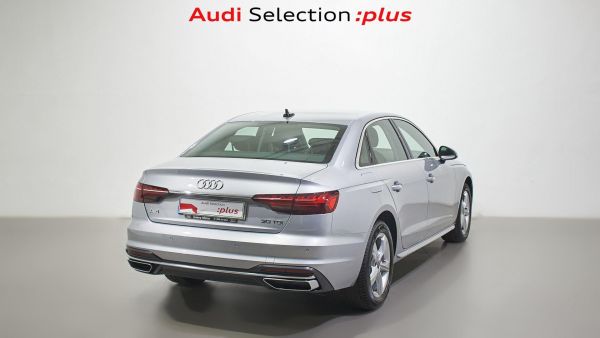 Audi A4 Advanced 30 TDI 100 kW (136 CV) S tronic