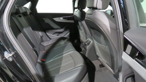 Audi A4 S line 35 TDI 120 kW (163 CV) S tronic