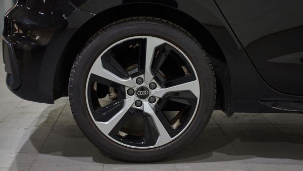 Audi A1 Sportback Adrenalin edition 30 TFSI 81 kW (110 CV)