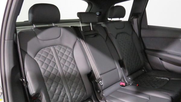 Audi Q7 Black line plus 50 TDI 210 kW (286 CV) tiptronic