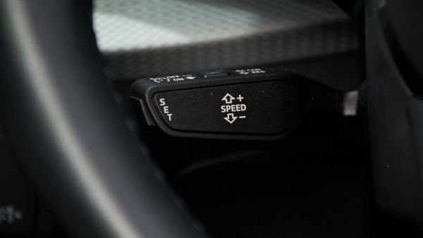 Audi Q2 Advanced 30 TDI 85 kW (116 CV)