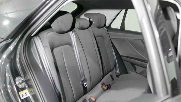 Audi Q2 Advanced 30 TDI 85 kW (116 CV)