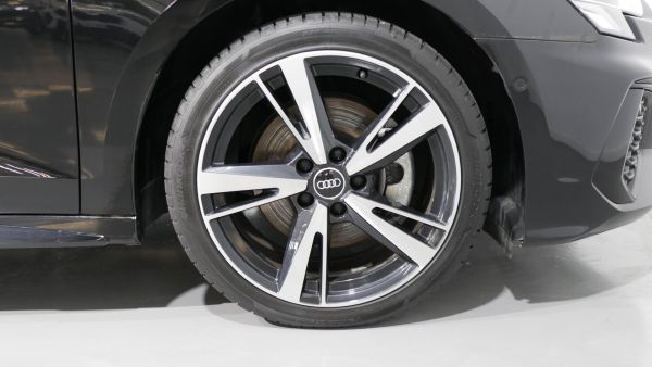 Audi A3 Sedan S line 30 TDI 85 kW (116 CV)