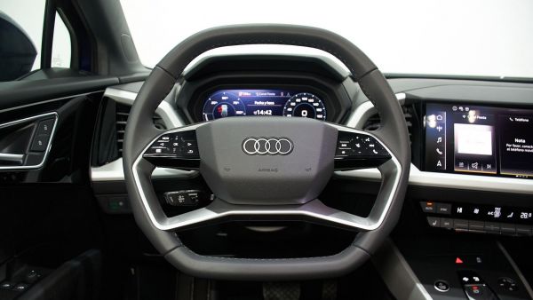 Audi Q4 e-tron Advanced 35 e-tron 55kWh 125 kW (170 CV)
