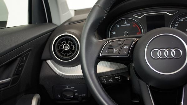 Audi Q2 Advanced 30 TDI 85 kW (116 CV)