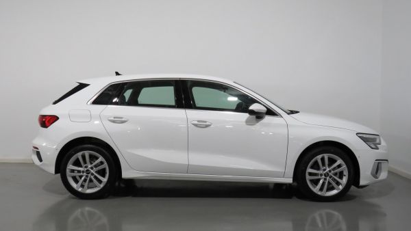 Audi A3 Sportback Advanced 30 TFSI 81 kW (110 CV)